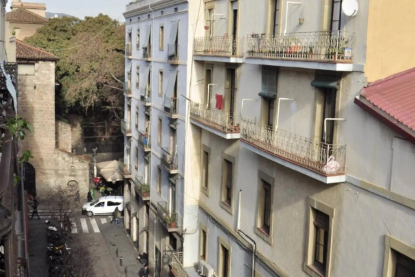 Beautiful & Bright Apartment Near Ramblas Barcelona 0*,  Spain