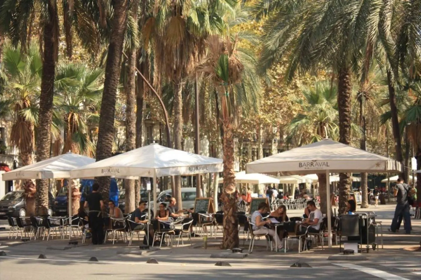 Beautiful & Bright Apartment Near Ramblas Barcelona Spain