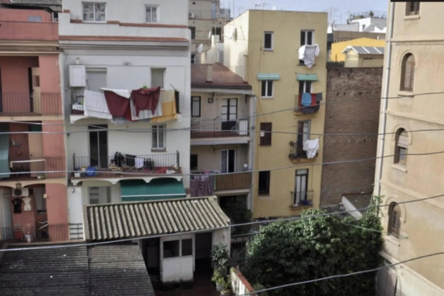 Beautiful & Bright Apartment Near Ramblas Barcelona