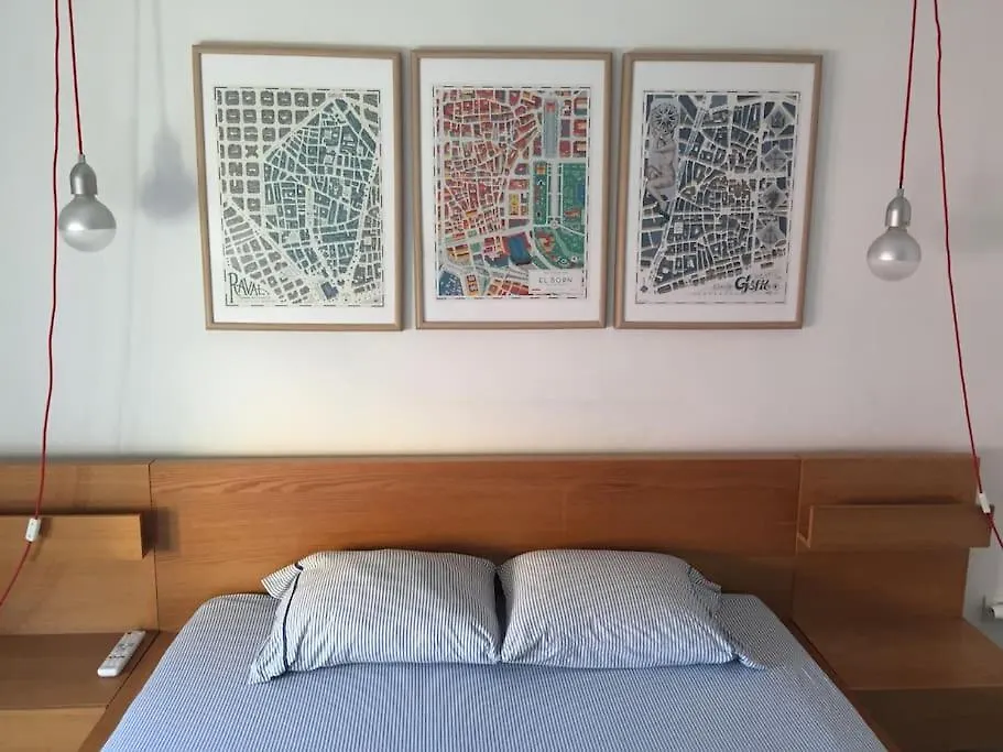 Beautiful & Bright Apartment Near Ramblas Barcelona 0*,